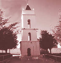 Campanario de Toconao. Motivo de tallado en piedra blanca